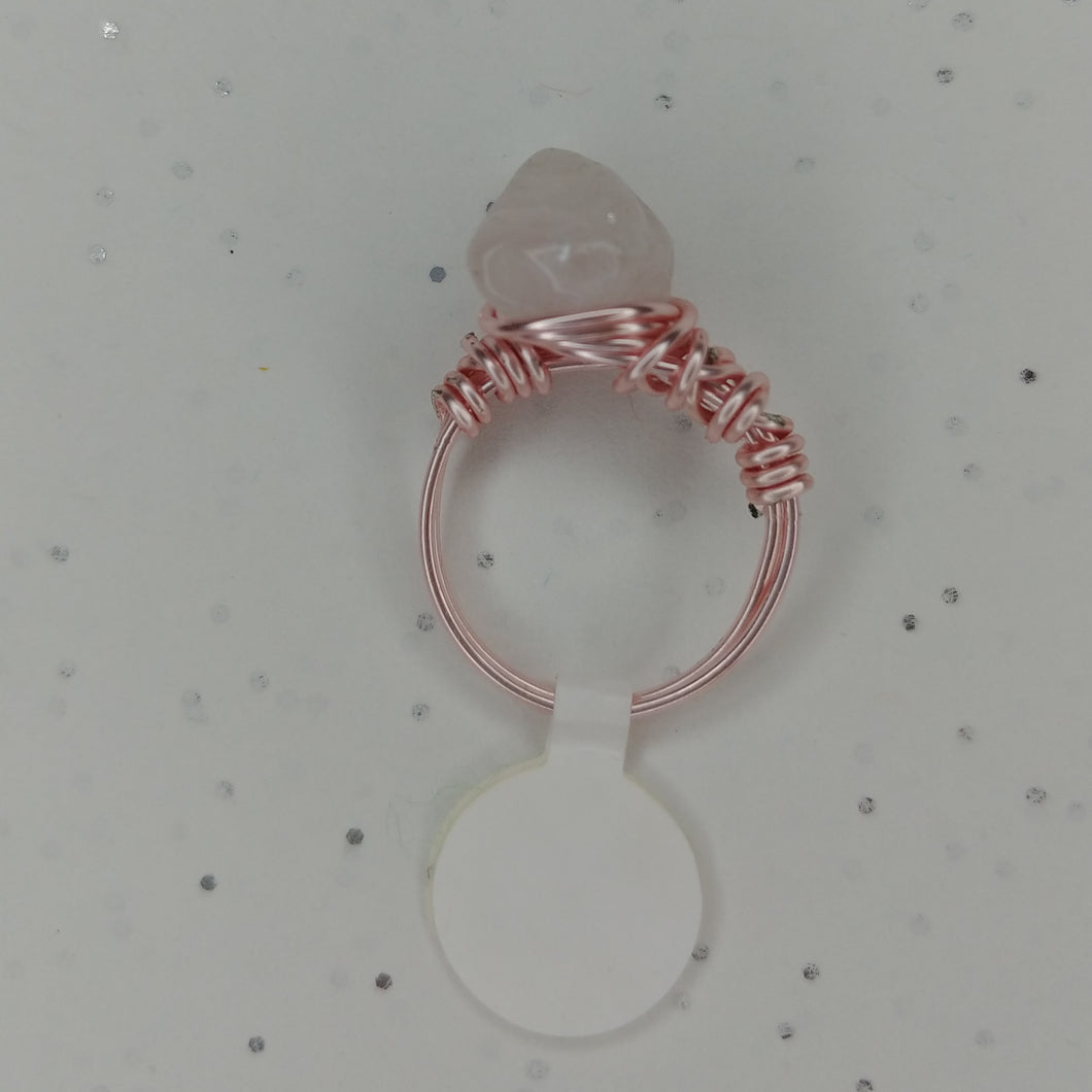 Single stone rose quartz ring