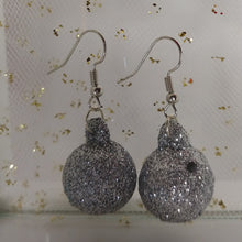 Load image into Gallery viewer, winter fest christmas earrings
