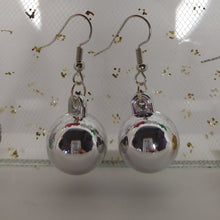 Load image into Gallery viewer, winter fest christmas earrings
